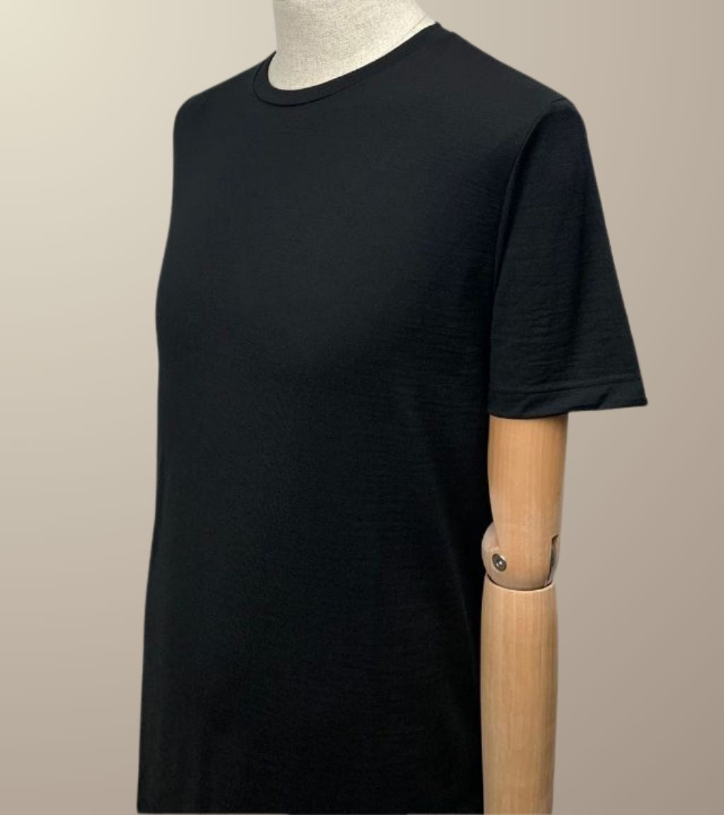 MEN'S STRAIGHT T-SHIRT - 100% BLACK WOOL